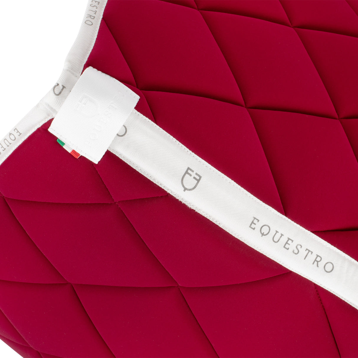 Jumping saddle pad technical fabric with logo