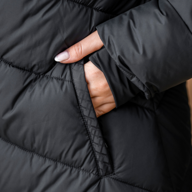 Alessandro Albanese Nivia Ripstop Long Puffer Coat #colour_core-black