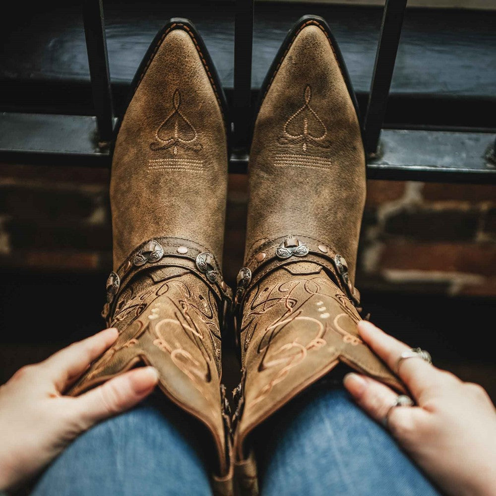 Durango Women Crush Heartbreaker Mid Boot Ladies Mid Boot