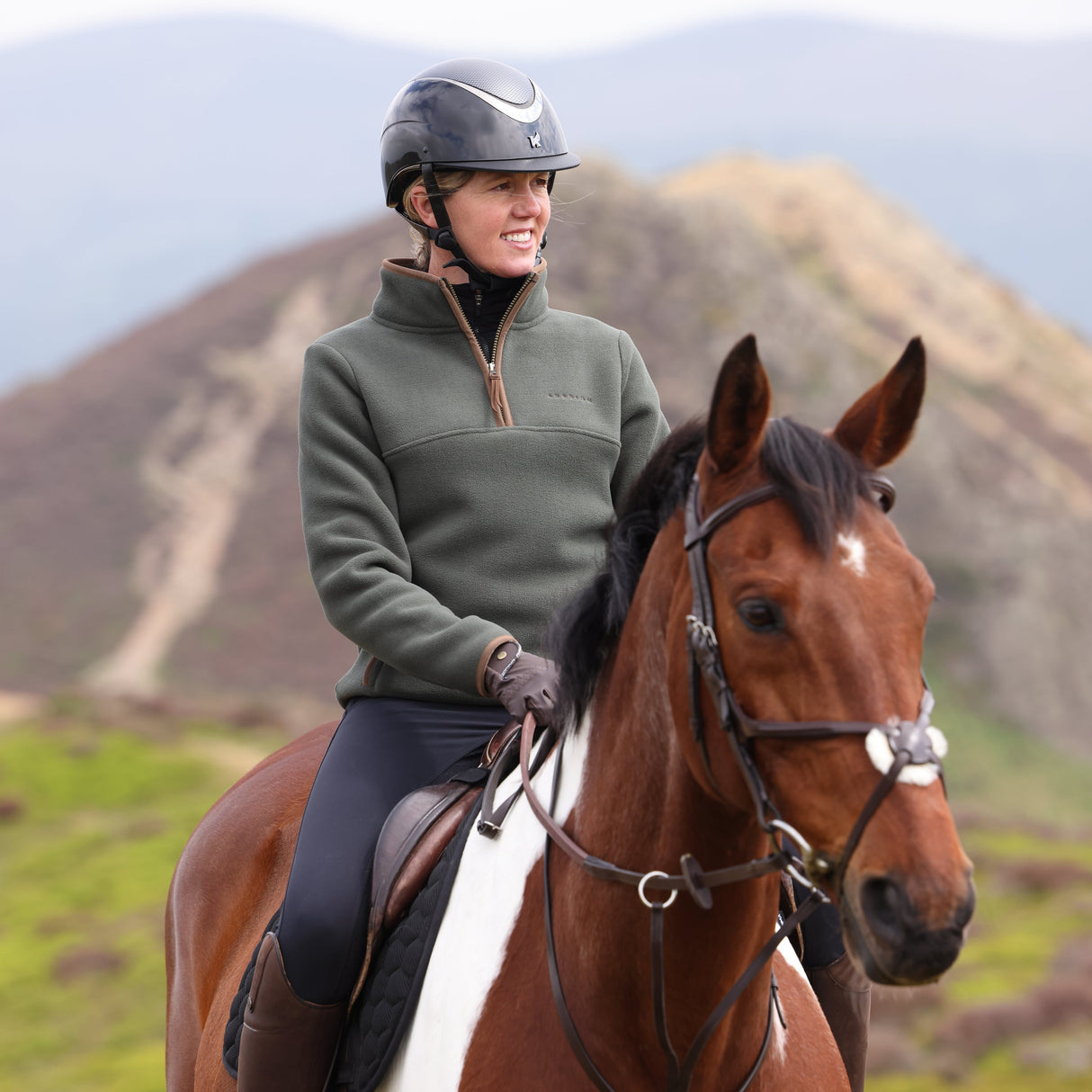 Shires Aubrion Core Ladies Half Zip Fleece #colour_green