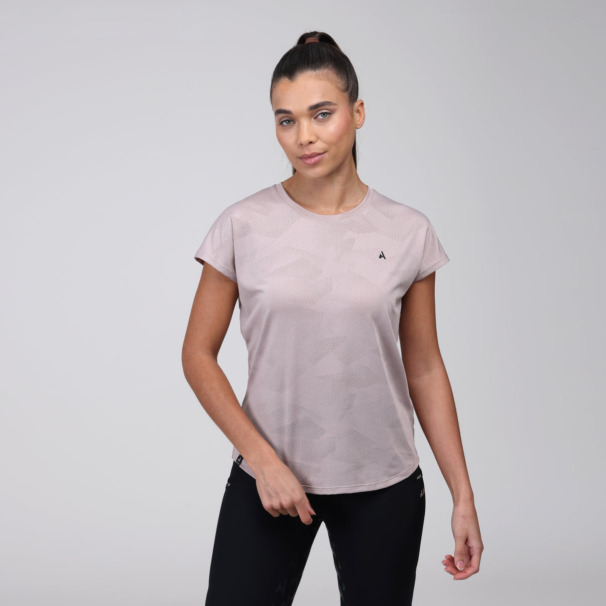 Shires Aubrion Ladies React Tech T-Shirt #colour_sand