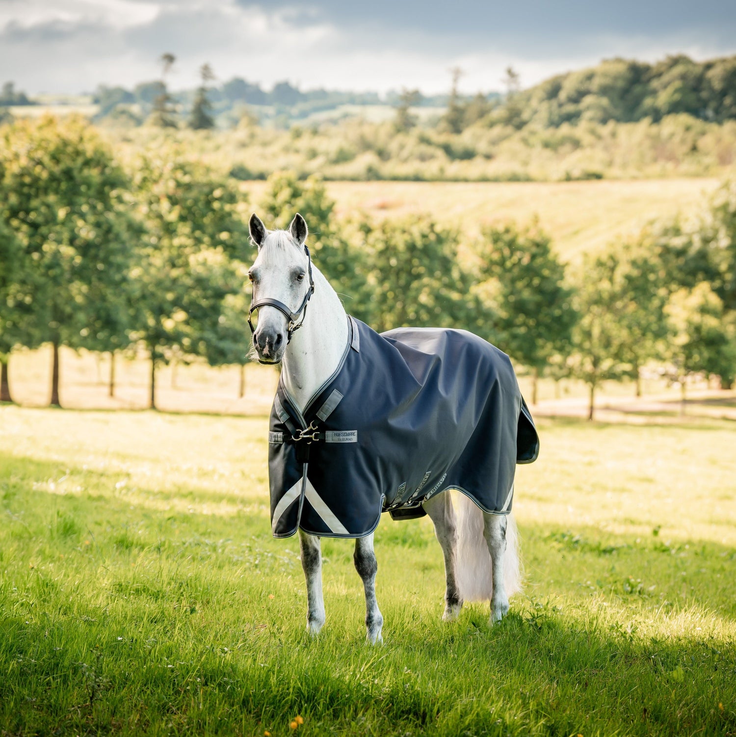 Horseware Ireland Rambo Supreme 1680D Turnout Vari-Layer 250g #colour_navy-thunderstorm-grey-silver