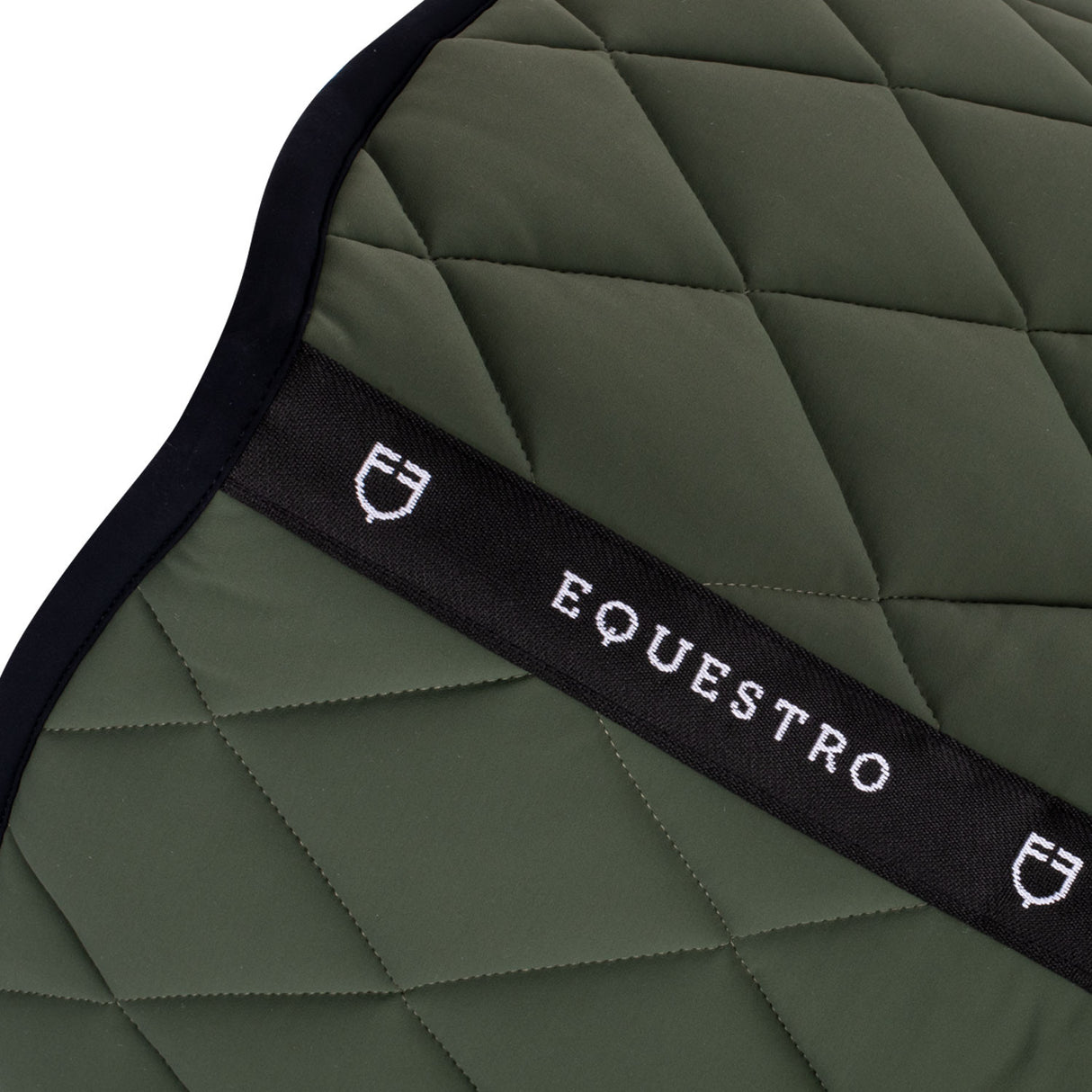Dressage saddle pad in technical fabric