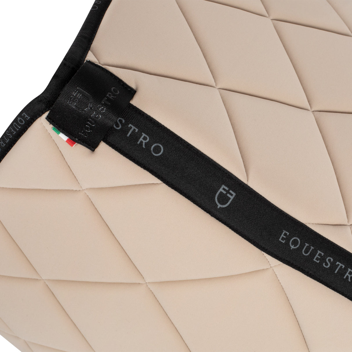 Jumping saddle pad technical fabric with logo