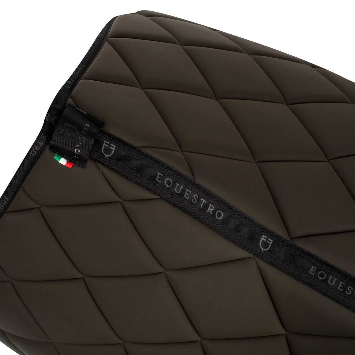 Jumping saddle pad breathable technical fabric
