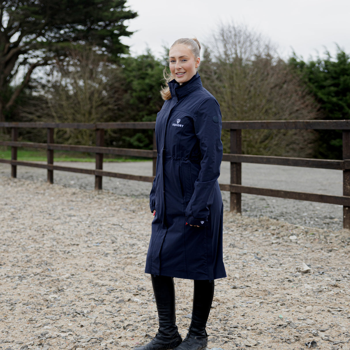 EQUIDRY Aura Long Mac #colour_navy